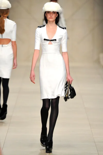 Look 49